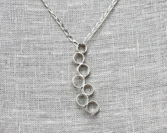 Minimalist circle silver necklace for women, Big sister gift, Dainty delicate silver necklace