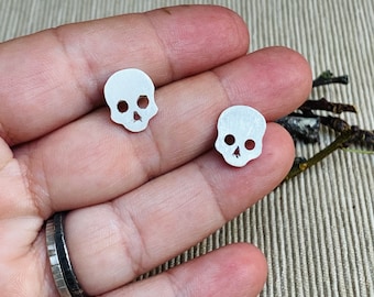 Pendientes de calavera de plata de ley: joyería punk rock