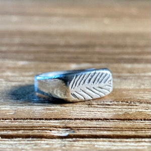 Delicate signet silver ring for her, Nature inspired jewelry, Dainty signet ring