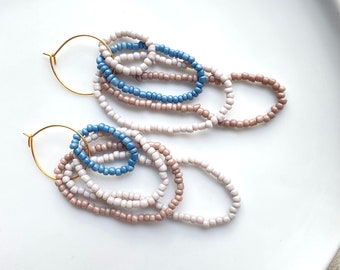 Denim blue and beige seed bead earrings, Gold plated hoops with seed beads, Modern seed bead earrings for her, Mismatched earrings