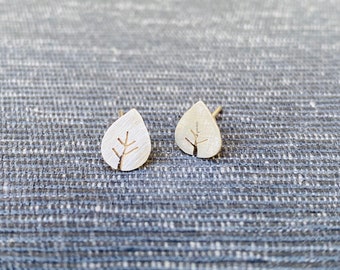Pendientes de hoja de plata de ley: delicadas joyas hechas a mano