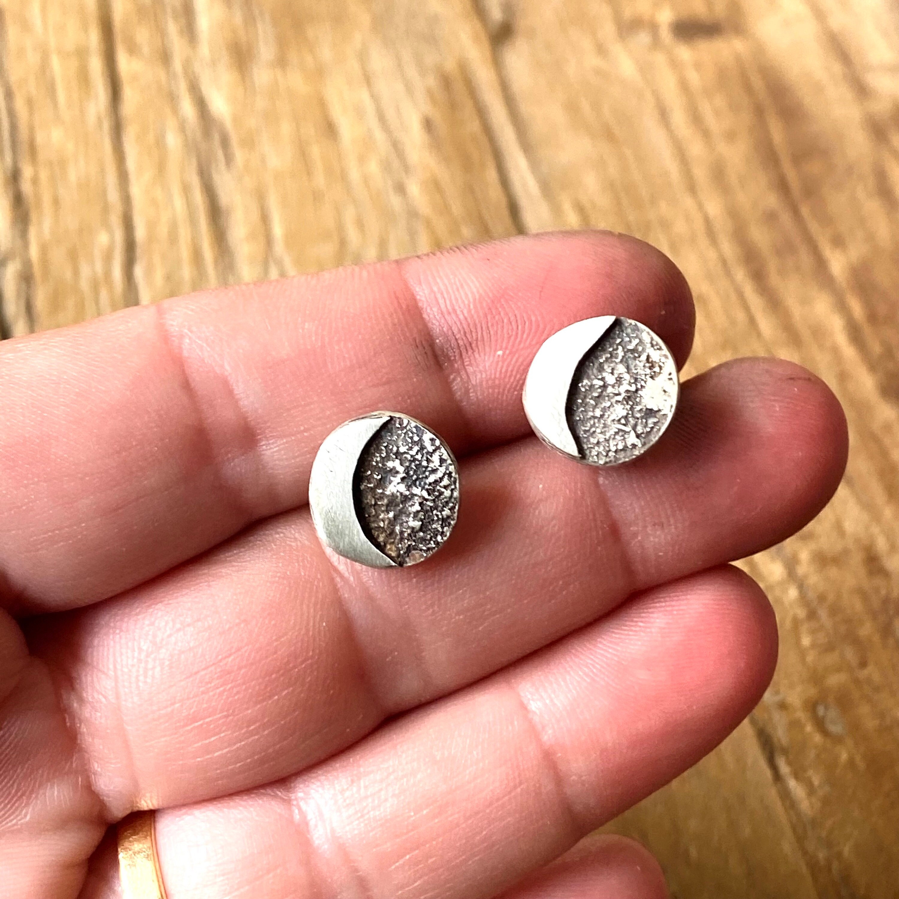 Silverly Collar De Media Luna Con Marcasita En Plata De Ley | Brillante Colgante De Media Luna En Plata 925 | Diseño Gótico De Brujas | Joyas Wicca Celestiales Para Mujer | Regalo De Símbolo Místico