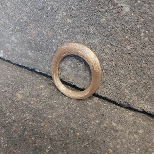 Textured Rough Shine Oval Shaped Gold Ring : Hubble Collection