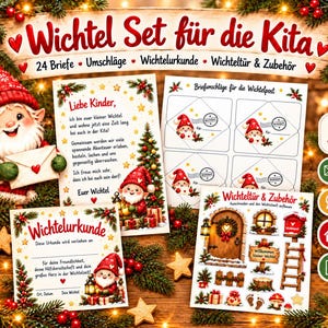 Puede incluir: Un set de actividades de elfo navideño que incluye 24 cartas, sobres, un certificado y una puerta en miniatura con accesorios. Los materiales impresos muestran ilustraciones festivas de un gnomo, ramas de pino y estrellas con texto en alemán.