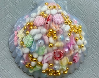 SEASHELL BEACH CHARM Picky Pad: Shell Textured Sensory Fidget Toy