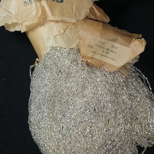 Vintage Silver Lined Size 10/0 Seed Beads 59 Gram 12 Strand Hank image 4