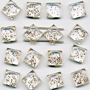 Vintage 2 Hole Nail Head Beads Plastic w/ Gold Confetti WG 16 Pcs. bild 2