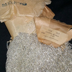 Vintage Silver Lined Size 10/0 Seed Beads 59 Gram 12 Strand Hank image 5