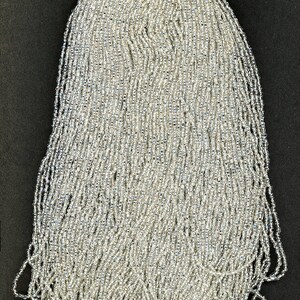 Vintage Silver Lined Size 10/0 Seed Beads 59 Gram 12 Strand Hank image 6