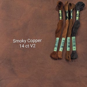 Tela Aida teñida a mano en color cobre ahumado, tela Aida color bronce,