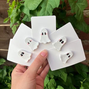 Ghost pin badge| spooky ghost pin| ghost brooch| perfect gift for Halloween fans| spooky accessories| cute ghost pin| cute ghost brooch.