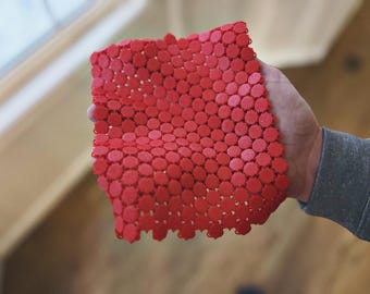 3D printed fabric paper fidget sheet | flexible like a towel | Easter Basket filler | Gift Idea | Sensory Toy | Chainmail Chain Link hexagon