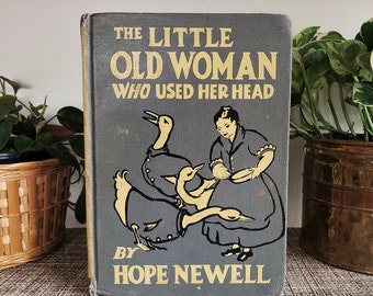 Vintage 1962 The Little Old Woman Who Used Her Head by Hope Newell, Hardcover