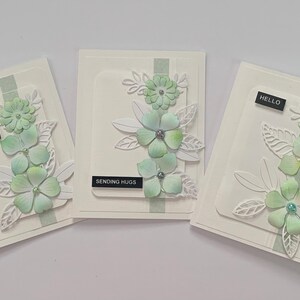 Set di 3 biglietti d'auguri.  A2, 4,25" x 5,5".  Vuoto all'interno per poter personalizzare.