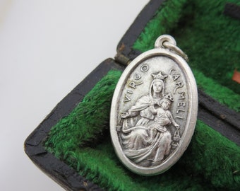 Médaille religieuse - Notre-Dame du Mont-Carmel Médaille du Sacré-Cœur de Jésus pour saint catholique, une pièce - Virgo Carmeli argenté