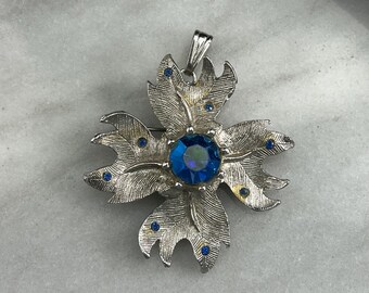 ANCIEN SUCRIER SAUPOUDREUSE en verre et métal argenté CHRISTOFLE modèle ANCIEN SUCRIER SAUPOUDREUSE en verre et métal argenté CHRISTOFLE modèle