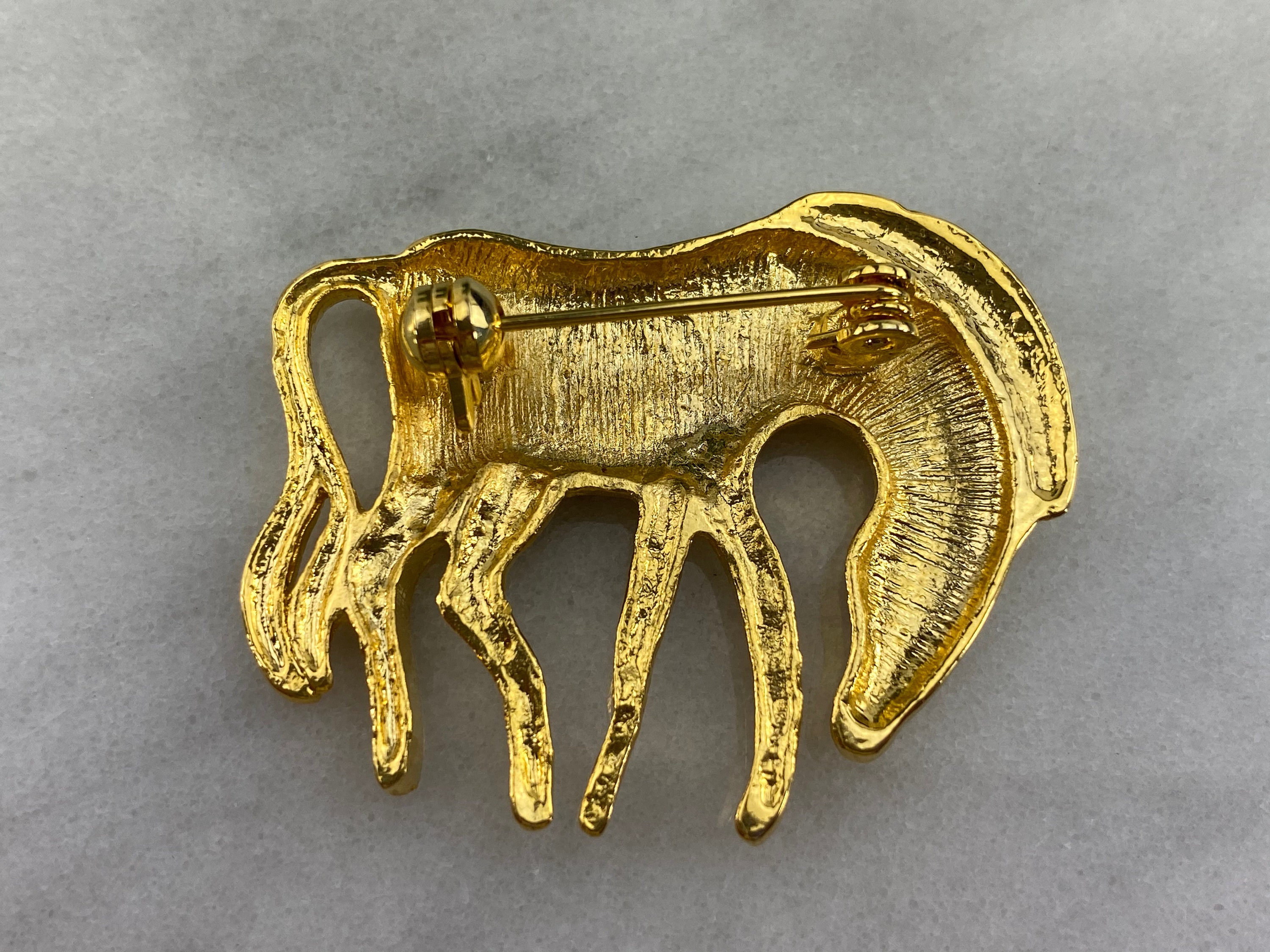 Broche Vintage Zèbre Ajouré Doré - Longueur 5,6 Cm, Occasion, Fabrication Française