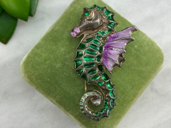 Vintage Figural Fur Clip - Sea Horse, Green and P… - image 1