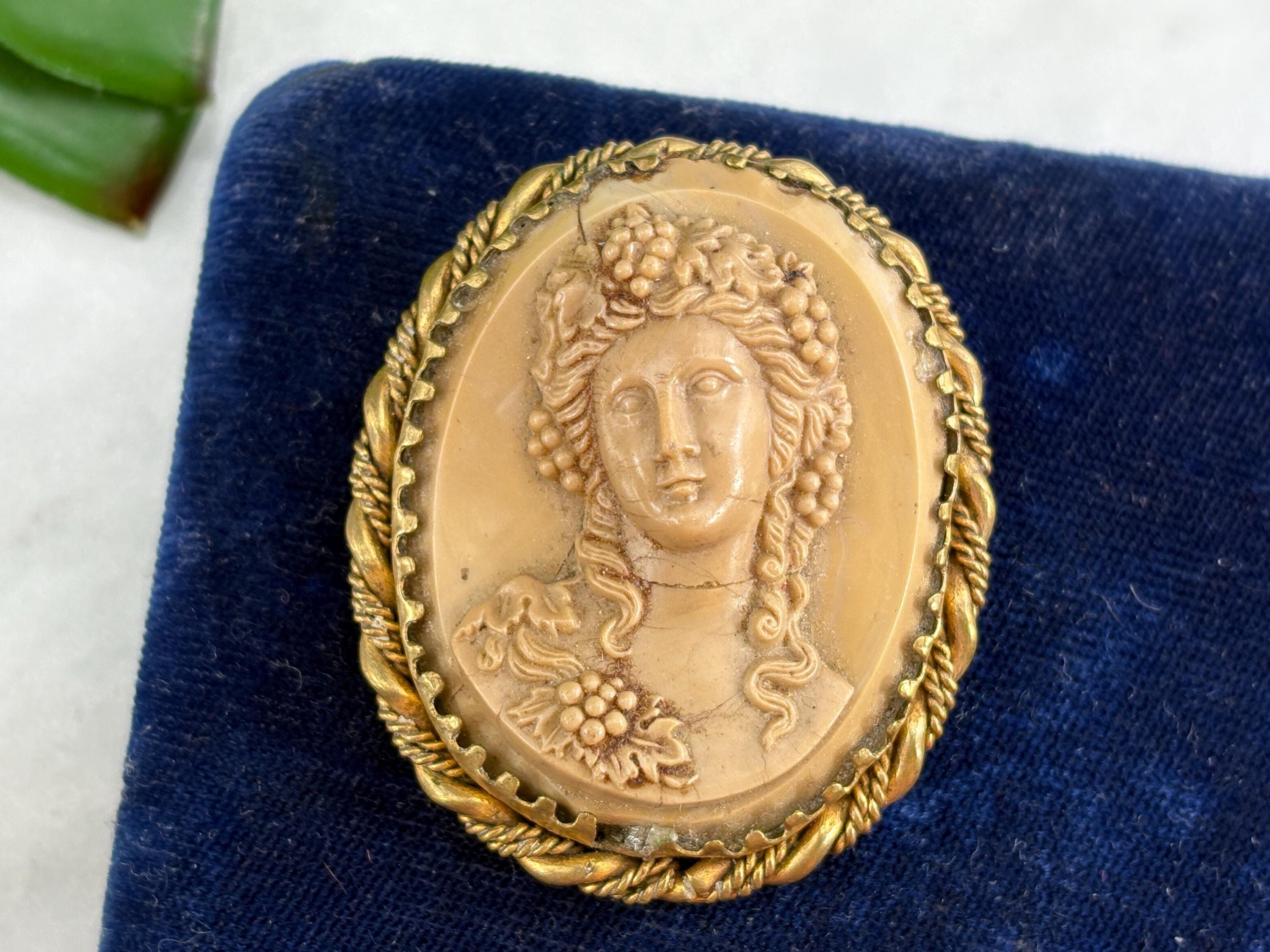 Antique Glass Cameo Brooch – High Relief Woman with Grapes – AS IS