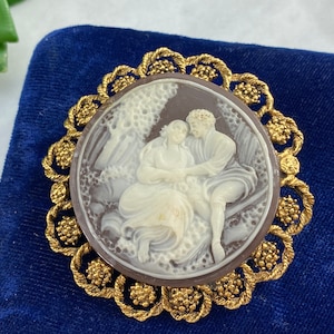 Resin Cameo Brooch - Vintage Cameo Jewelry, Costume Jewelry