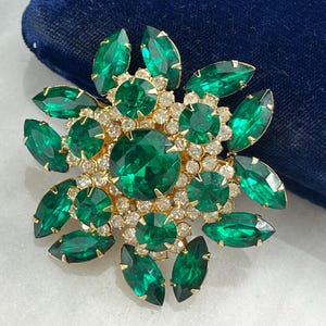 Green Rhinestone Brooch - Vintage Judy Lee Costume Jewelry Pin