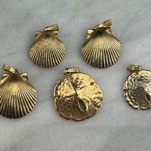 Vintage Gold Tone Shell and Sand Dollar Necklace Pendan Lot image 5