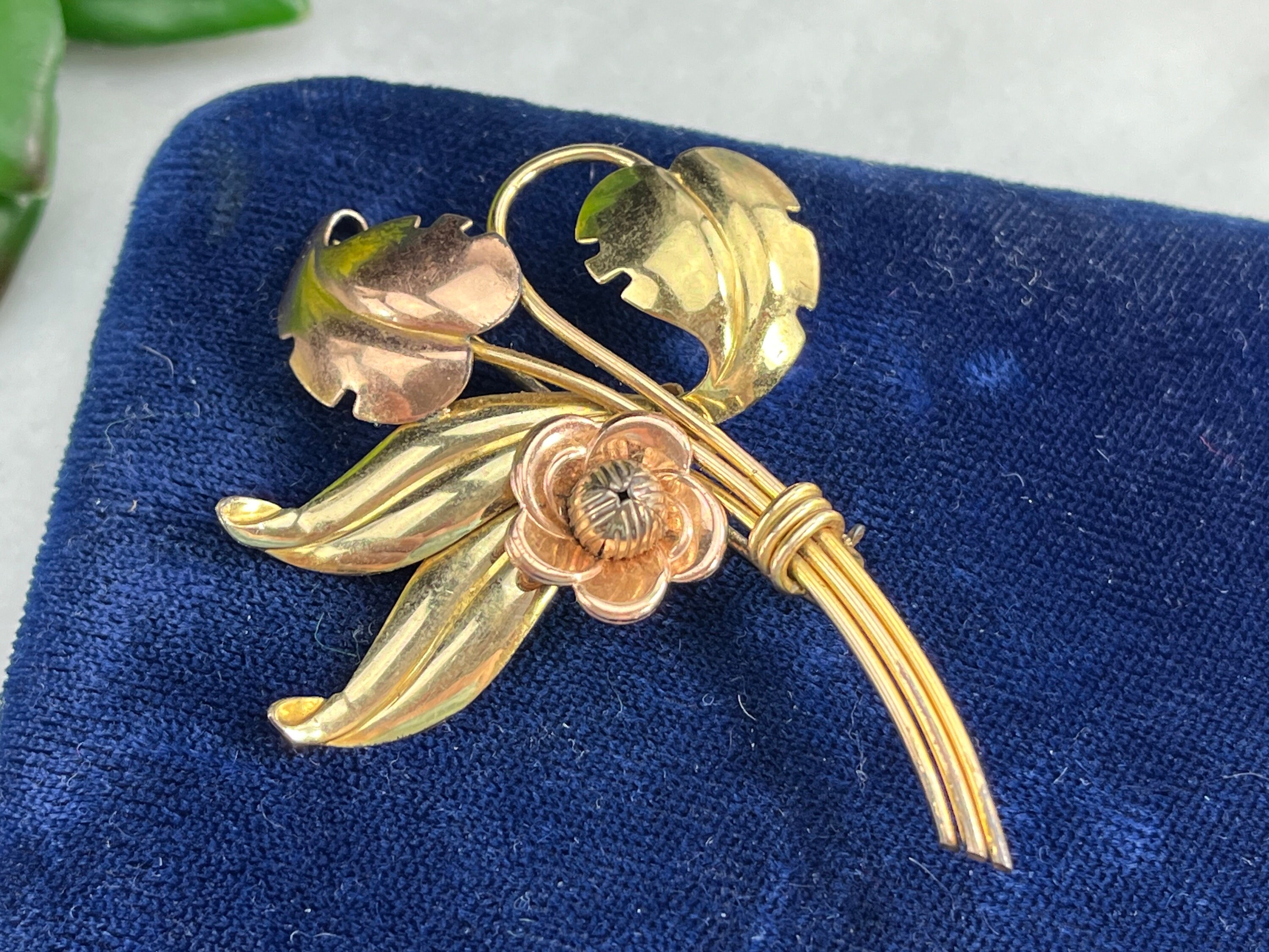 Harry Iskin Brooch - Etsy