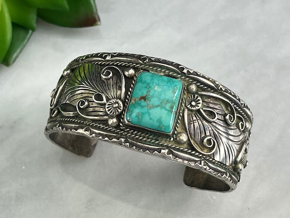 Small Navajo Indian Jewelry Sterling Silver Malachite Bracelet by J Mariano 