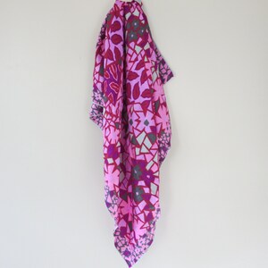 Foulard En Soie 100% Emanuel Ungaro - Carré Vintage Roulé Main - Bleu, Occasion