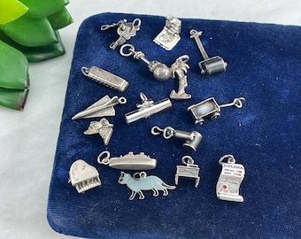 Vintage 1940's Sterling Silver Charm Bracelet With 30