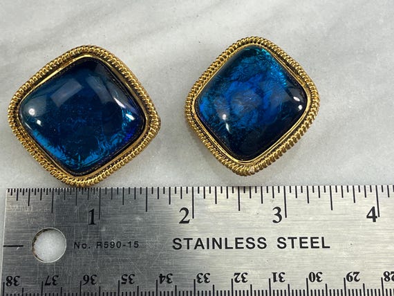KJL Kenneth Jay Lane Blue Cabochon Clip On Earrin… - image 3