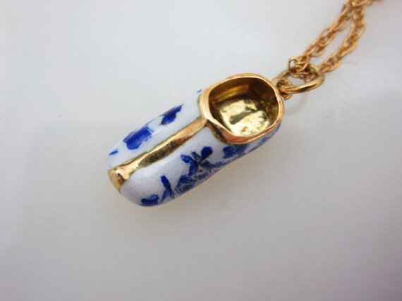 Vintage 18k Enamel Dutch Shoe Pendant Necklace wi… - image 7