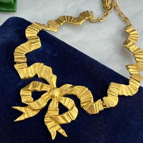 Vintage Costume Jewelry Gold Bow Necklace by Designer Mish Tworkowski