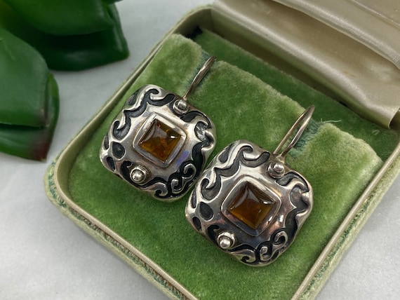 Jewelry store like silpada