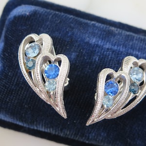 Vintage Coro Rhinestone Heart Clip Earrings: Blue Stone Silver Tone