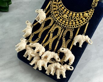 Vintage 1960s White and Gold Tone Elephant Bib Necklace - Costume Jewelry Necklaces for Women