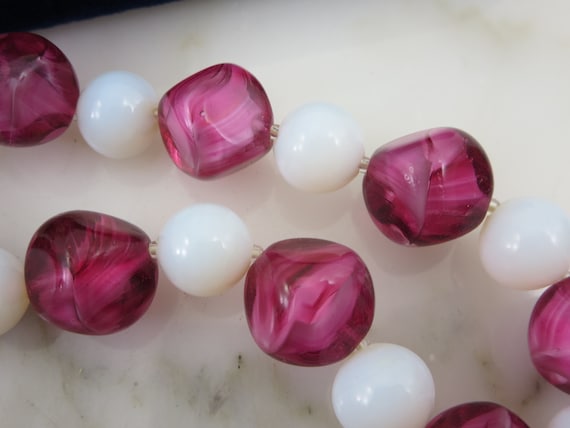 Pink Art Glass Bead Necklace - Swirled Glass and … - image 2