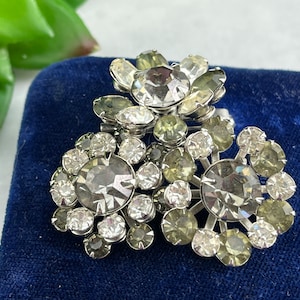 Costume Jewelry Rhinestone Brooch - Gray Flower Brooch
