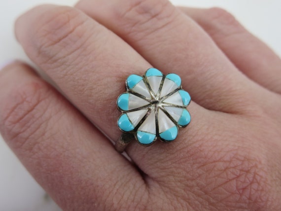 Vintage Turquoise Flower Ring - Mother of Pearl I… - image 4