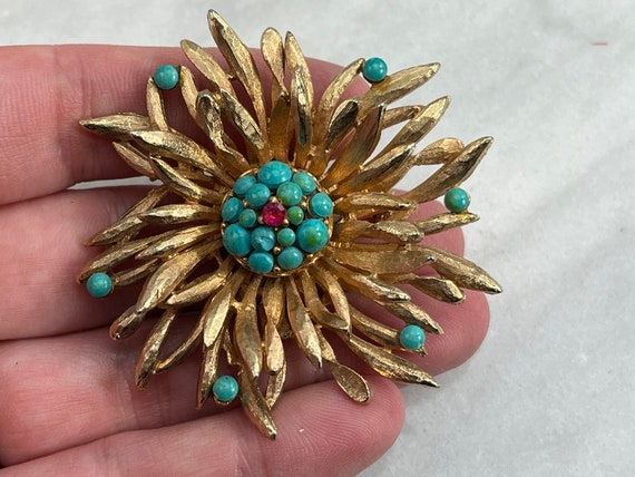 Costume Jewelry Faux Turquoise Brooch - Gold Flow… - image 5