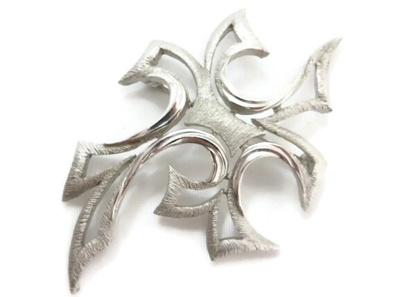 Trifari Jewelry Brooch - Mid Century Modern, Silv… - image 3