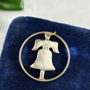 Vintage Cut Coin Pendant – Franklin Half Dollar with Liberty Bell Cutout – Patriotic Jewelry