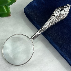 Magnifying Glass Necklace Pendant - Silver Tone, Magnifier Jewelry