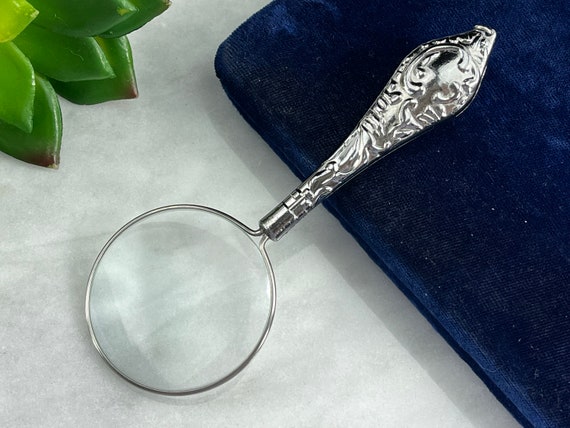 Magnifying Glass Necklace Pendant - Silver Tone, … - image 1