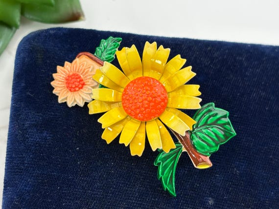 Vintage Yellow Enamel Flower Brooch - Mid Century Daisy Floral Design
