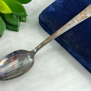 Vintage Collector Souvenir Spoon - 1939 World&#39;s Fair, Rogers Silver Plate Hall of Medicine and Public Health