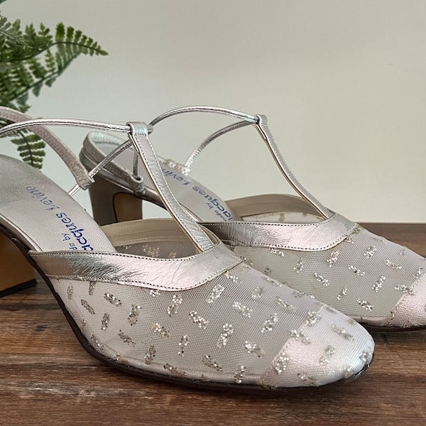 Vintage Jacques Levine Silver Lamé & Mesh Glitter T-Strap Dress Shoes- 1980s Formal Wedding Shoes 7.5