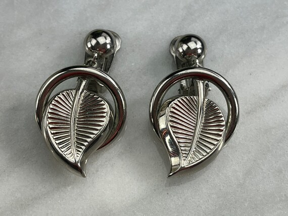 Marvella Costume Jewelry Earrings - Silver Tone L… - image 3