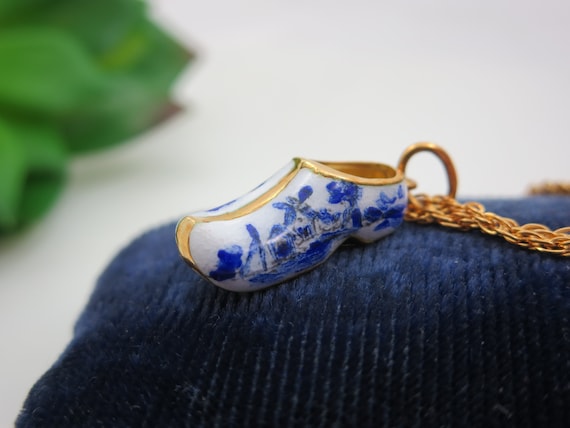 Vintage 18k Enamel Dutch Shoe Pendant Necklace wi… - image 1