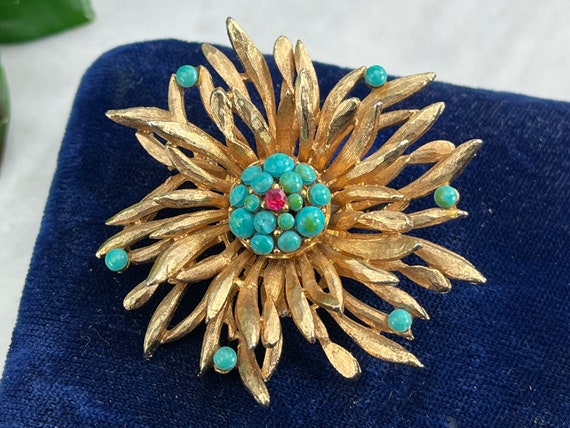Costume Jewelry Faux Turquoise Brooch - Gold Flow… - image 1
